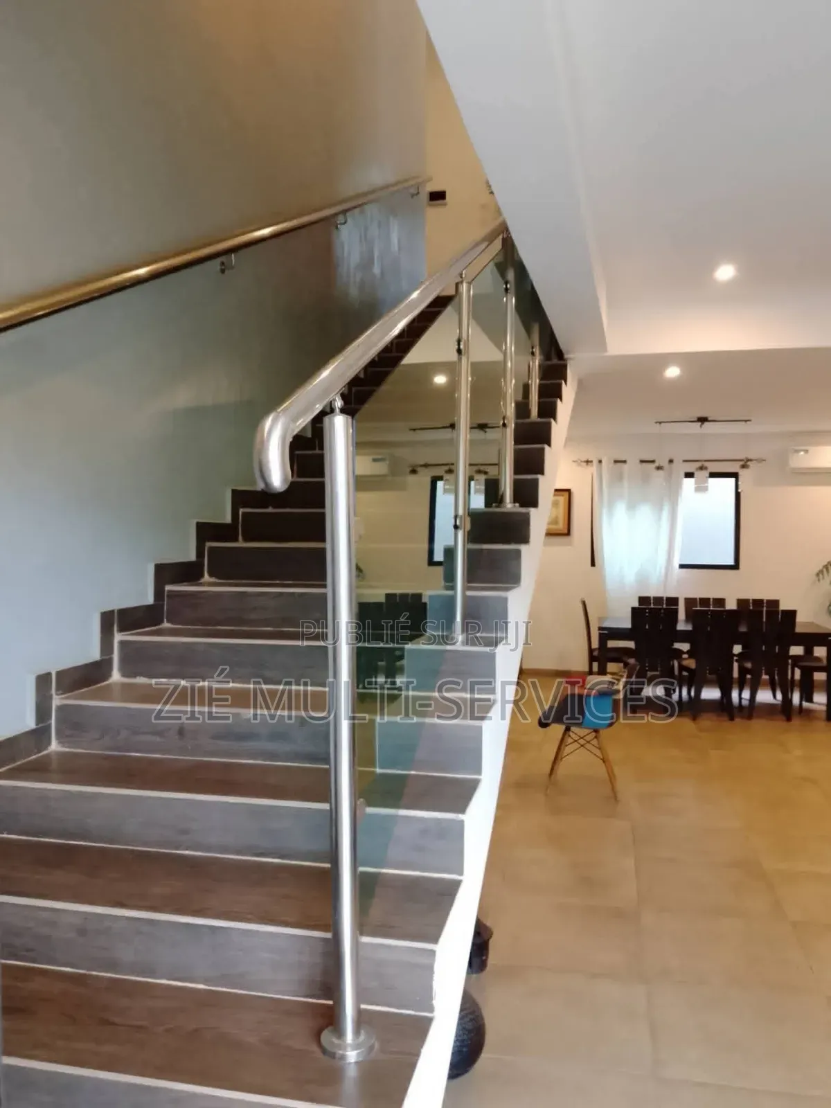 Furnished 9chbre Villa dans Zié Multi-Service, Cocody à Vendre