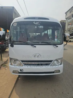 Hyundai County 2016 Blanc