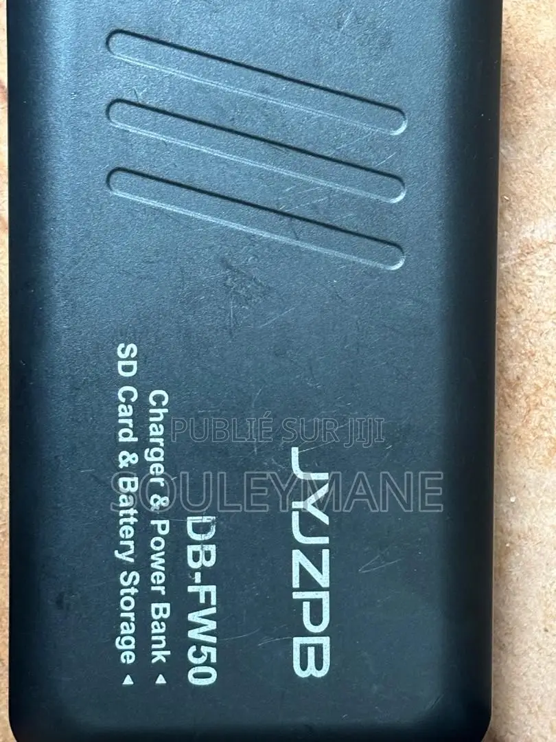 Appareil Photo Hybride Aps-C Compact