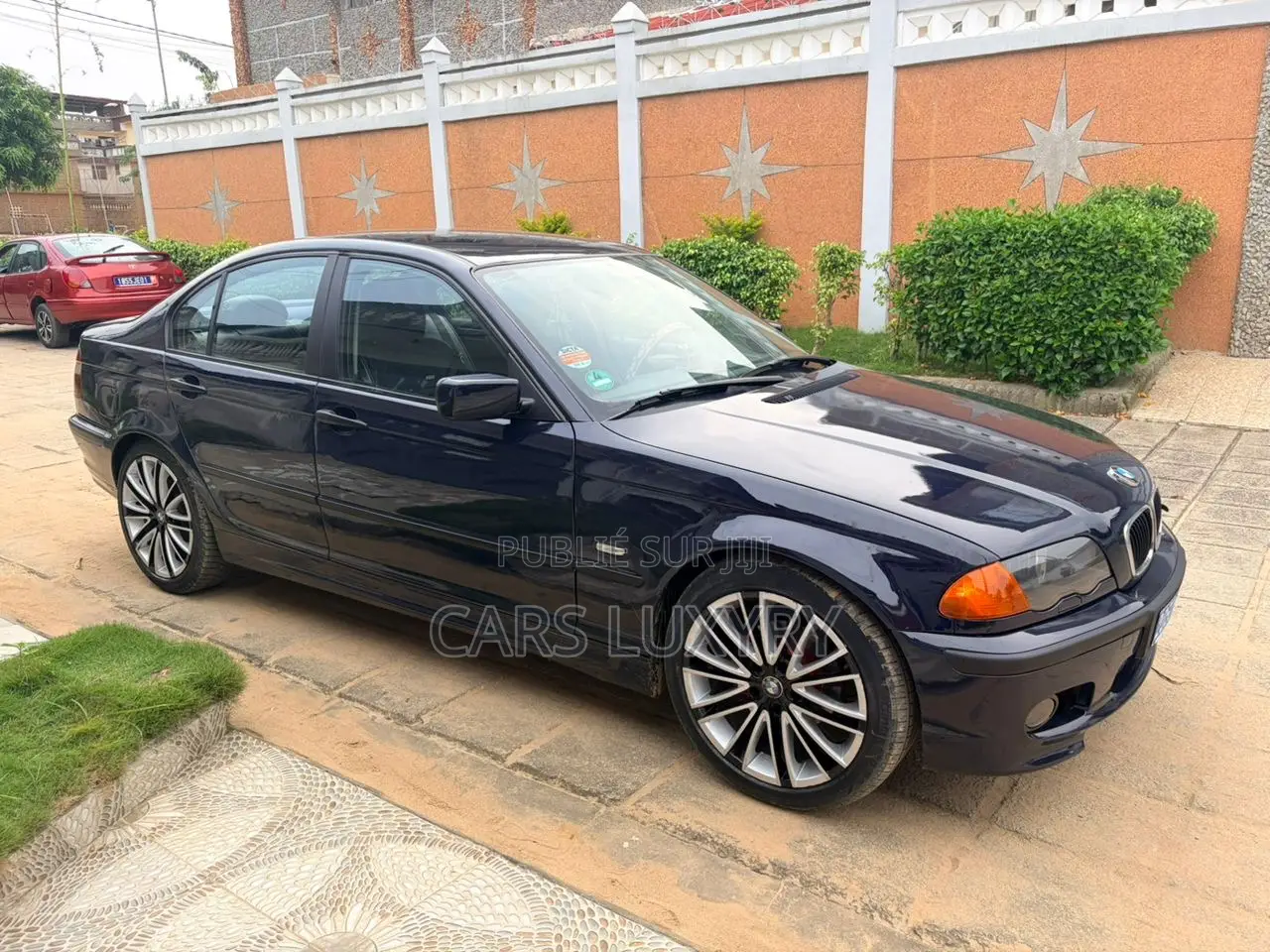 BMW 318i 2003 Black