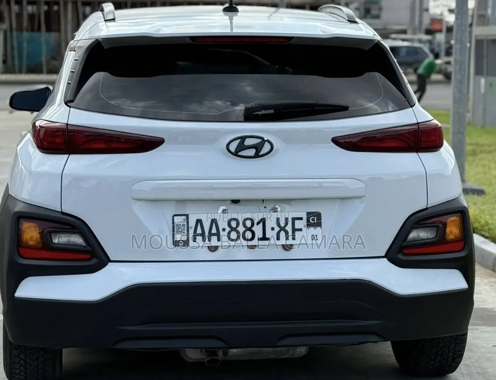 Hyundai Kona Limited 2021 Blanc