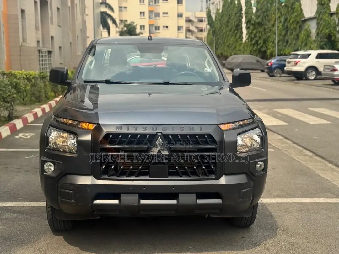 Mitsubishi L200 2025 Noir