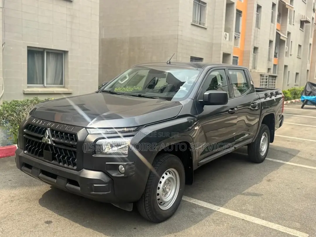 Mitsubishi L200 2025 Noir