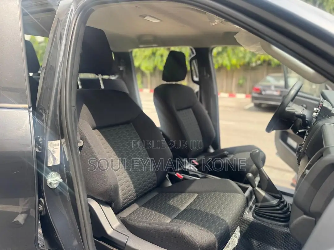 Mitsubishi L200 2025 Black