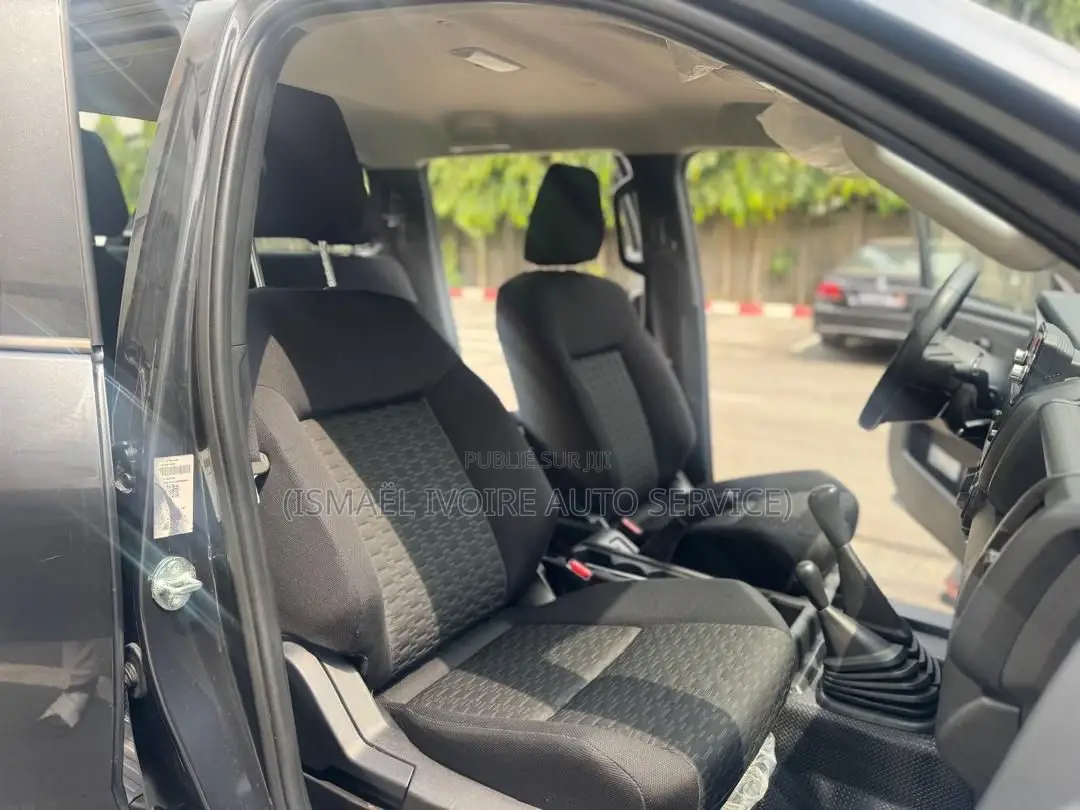 Mitsubishi L200 2025 Noir