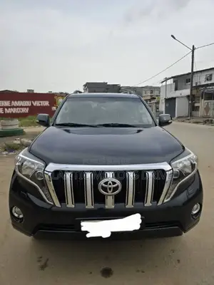 Toyota Land Cruiser Prado 2018 Noir