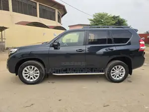 Toyota Land Cruiser Prado 2018 Noir
