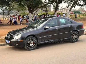 Mercedes-Benz C200 2004 Black