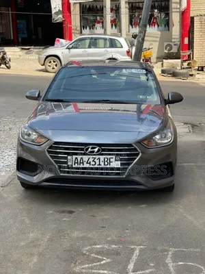 Hyundai Accent 2021 Gris