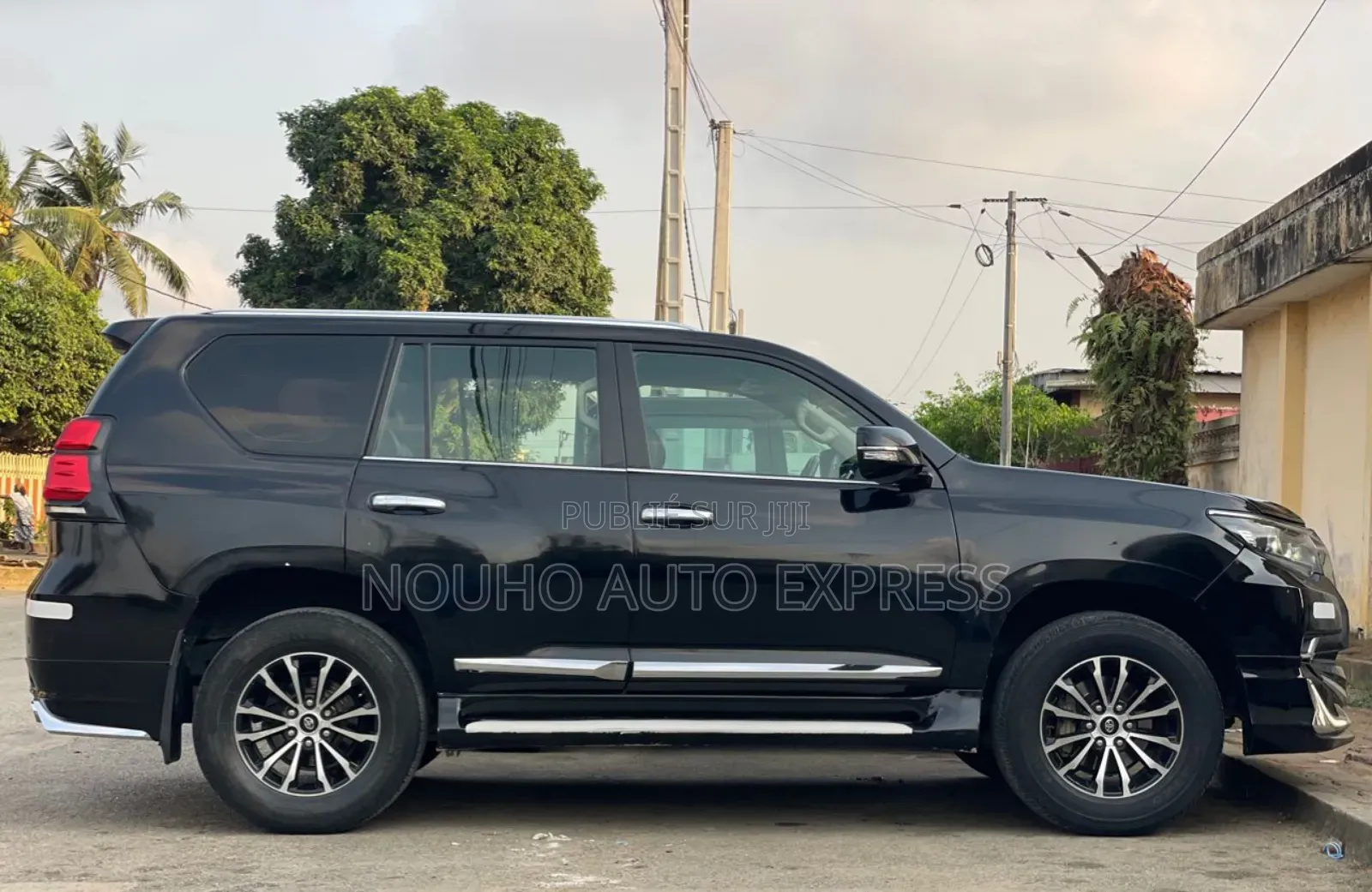 Toyota Land Cruiser Prado 2019 Black