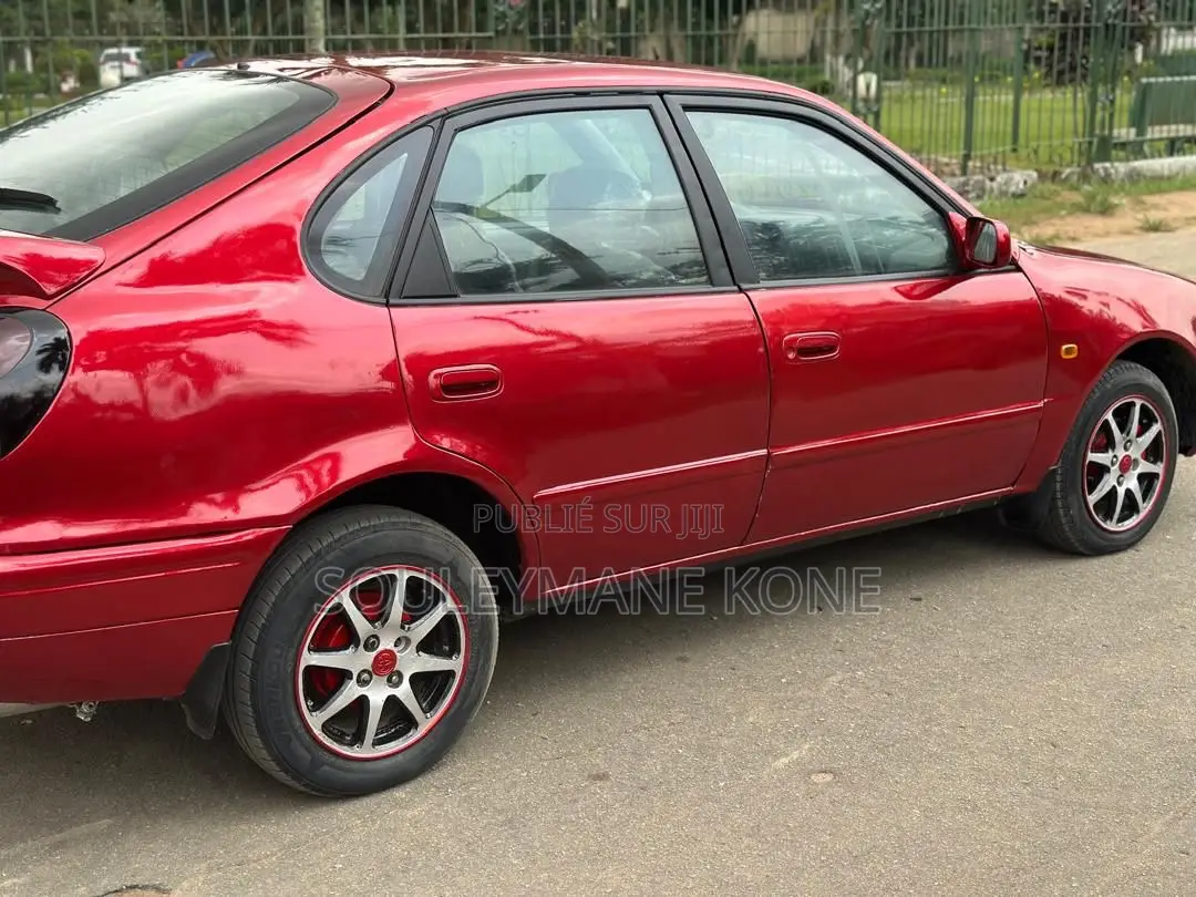 Toyota Corolla 2002 Rouge