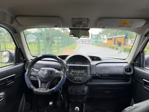 Suzuki S-Presso 2023 Blanc