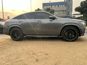 Mercedes-Benz GLE-Class 2022 Gris