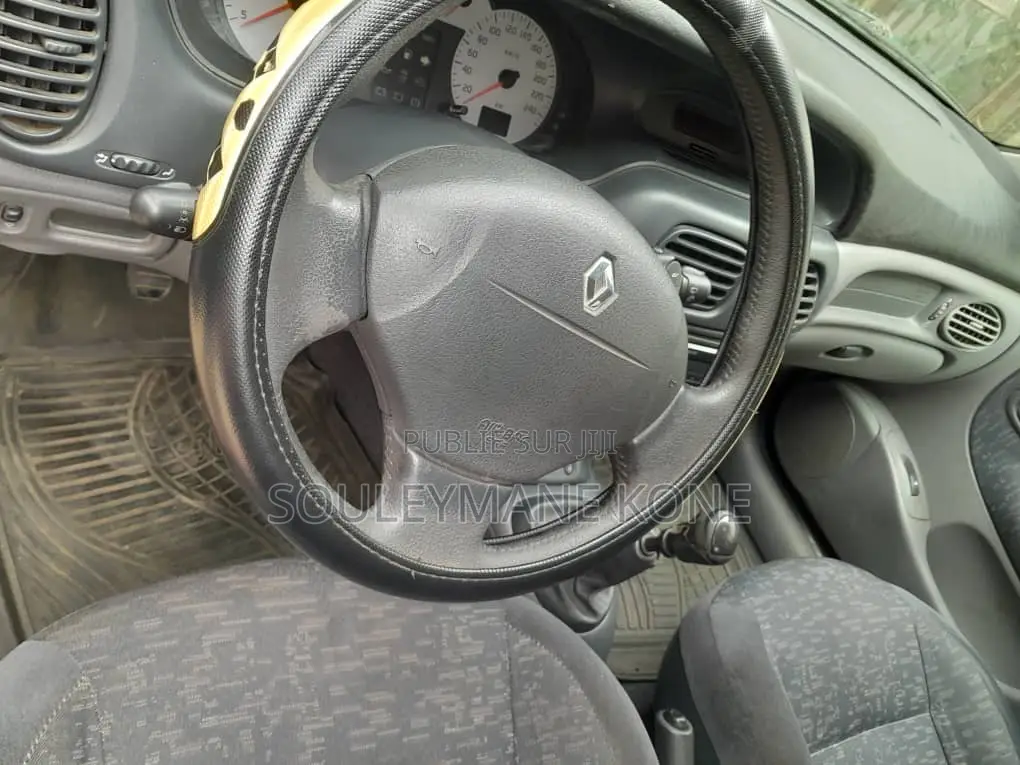 Renault Megane 2001 Rouge