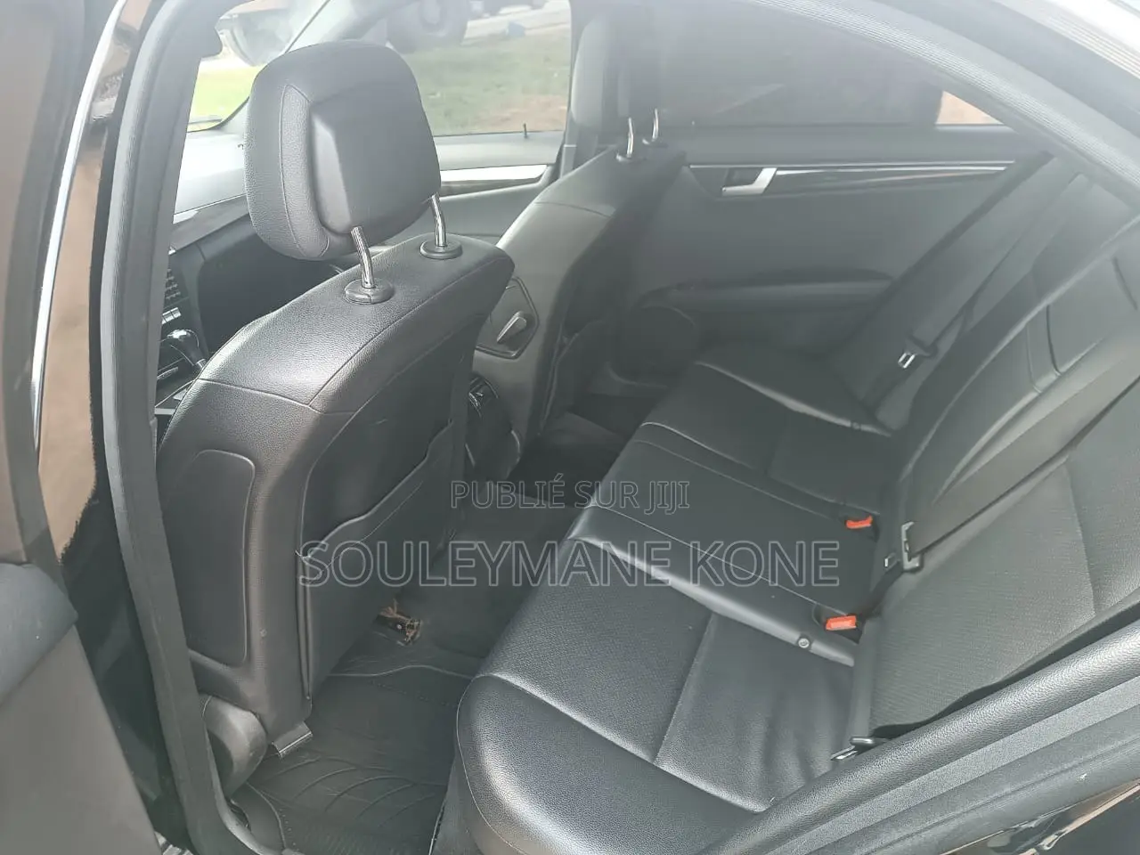 Mercedes-Benz C300 2014 Black