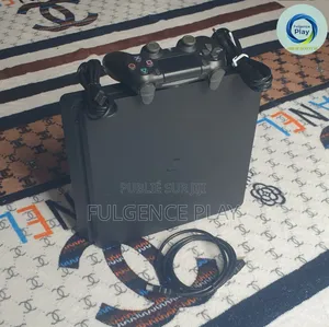 Ps4 Slim Encore Neuve Vendue Avec Reçu d'Achat Garantie De 6 Mois
