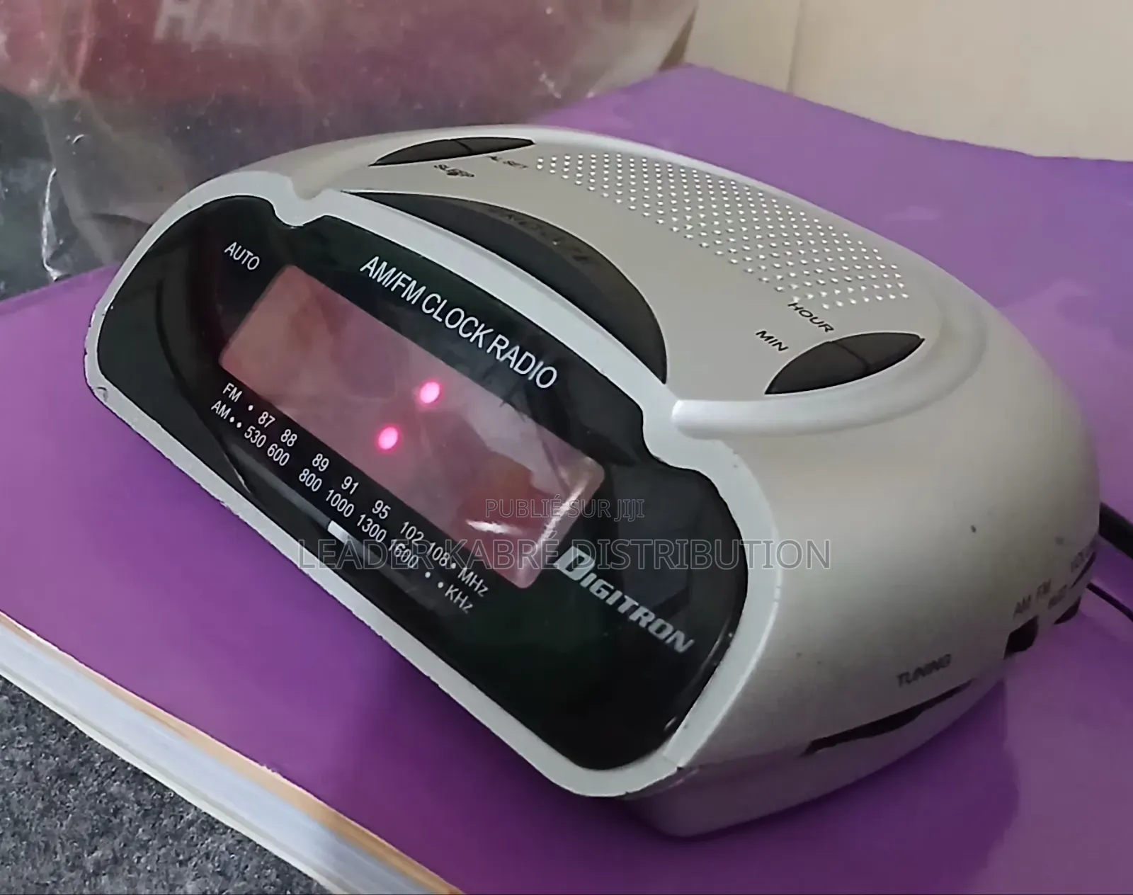 Radio-Réveil Numérique Am/Fm Digitron Cf-786