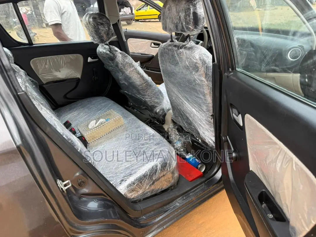 Suzuki Alto 2023 Black