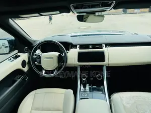 Rover Land 2022 Gris