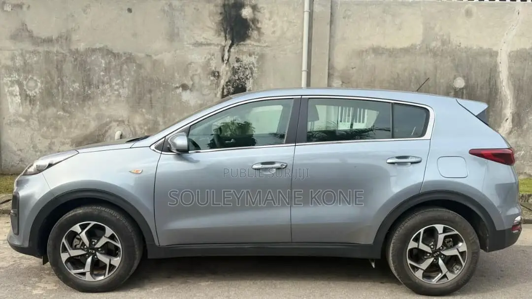 Kia Sportage 2021 Gris