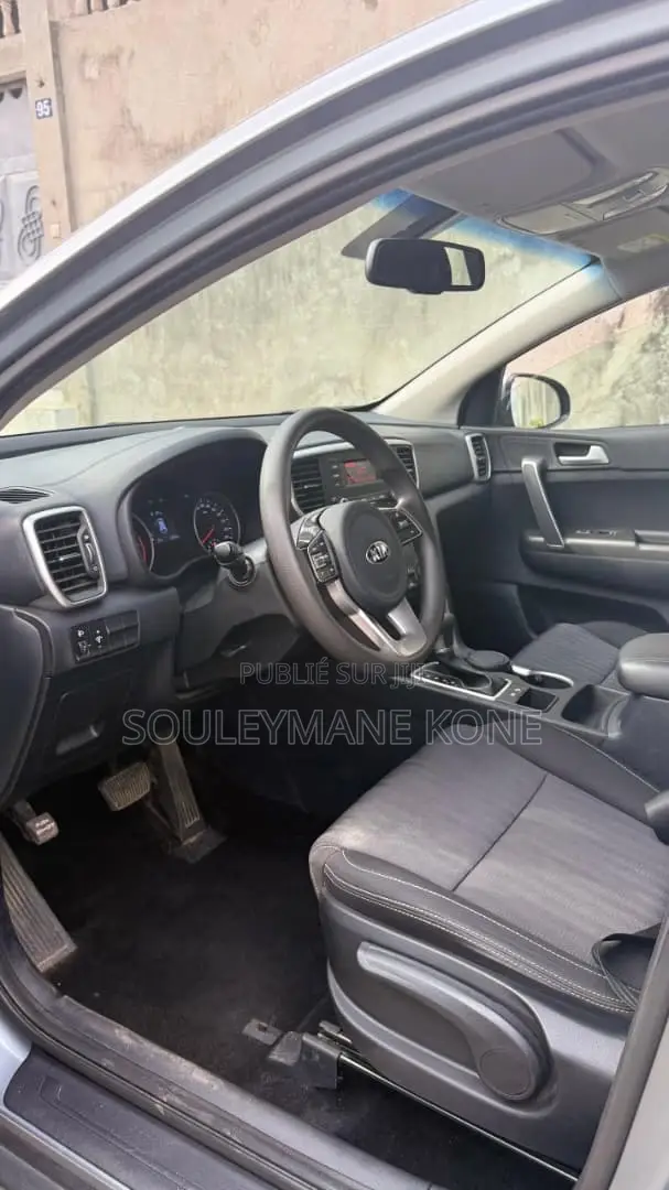 Kia Sportage 2021 Gris
