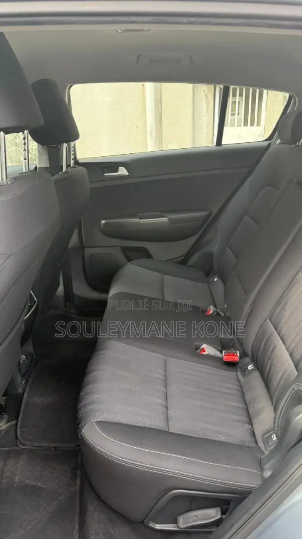 Kia Sportage 2021 Gris