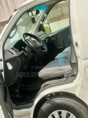 Toyota HiAce SV Premium 2013 Blanc