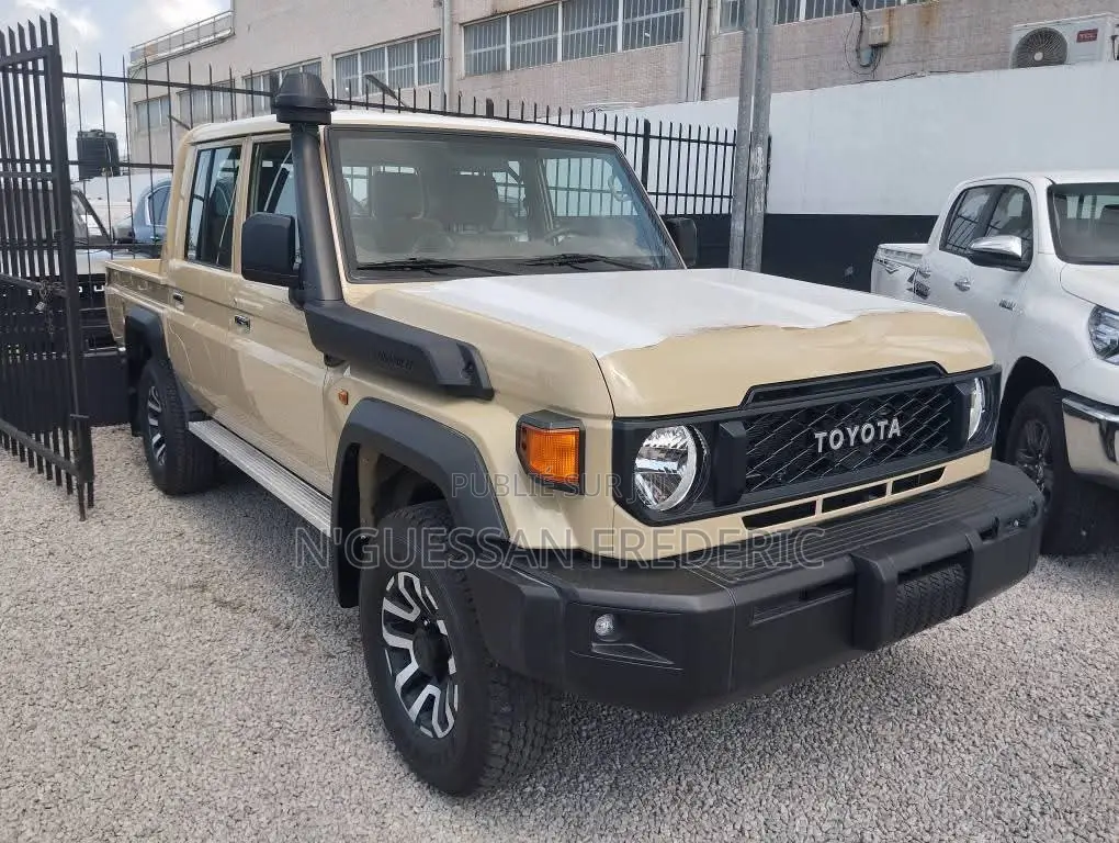 New Toyota Land Cruiser 79 Series 2025 Beige
