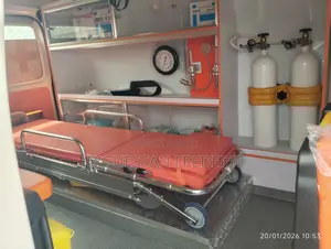 New Toyota HiAce 2025 Blanc