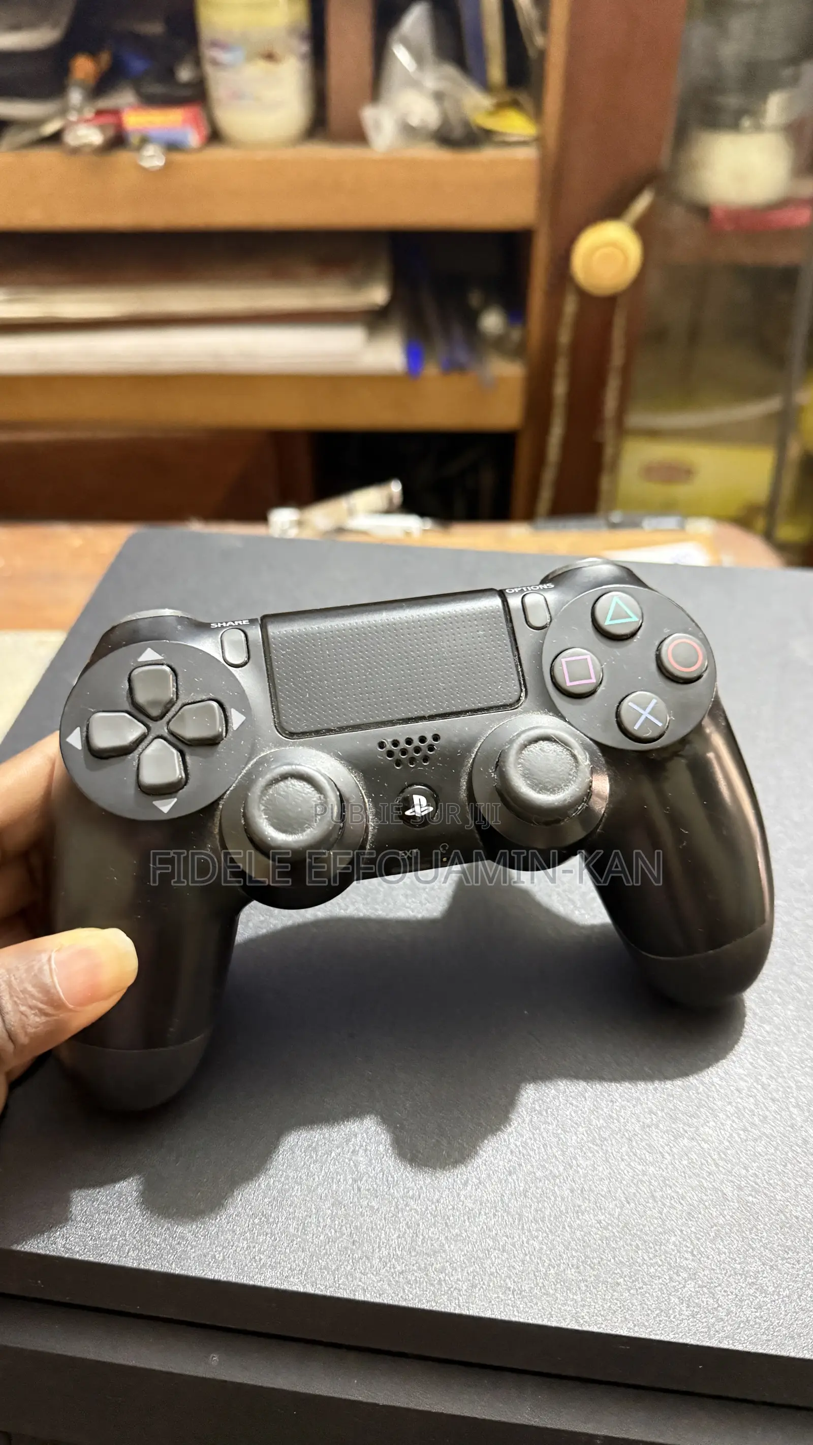 Ps4 Slim Crackée 1to