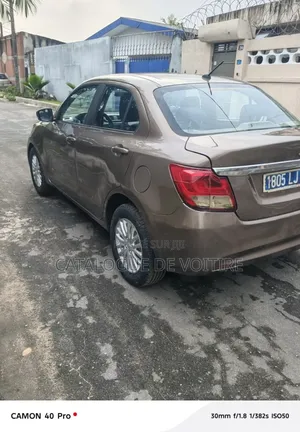 Suzuki Dzire 2022 Marron