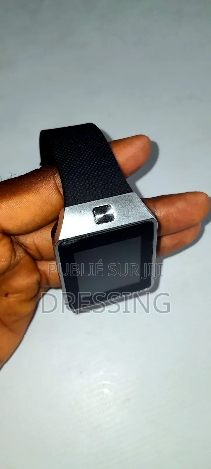 Montre Connecté Smartwatch Dz09