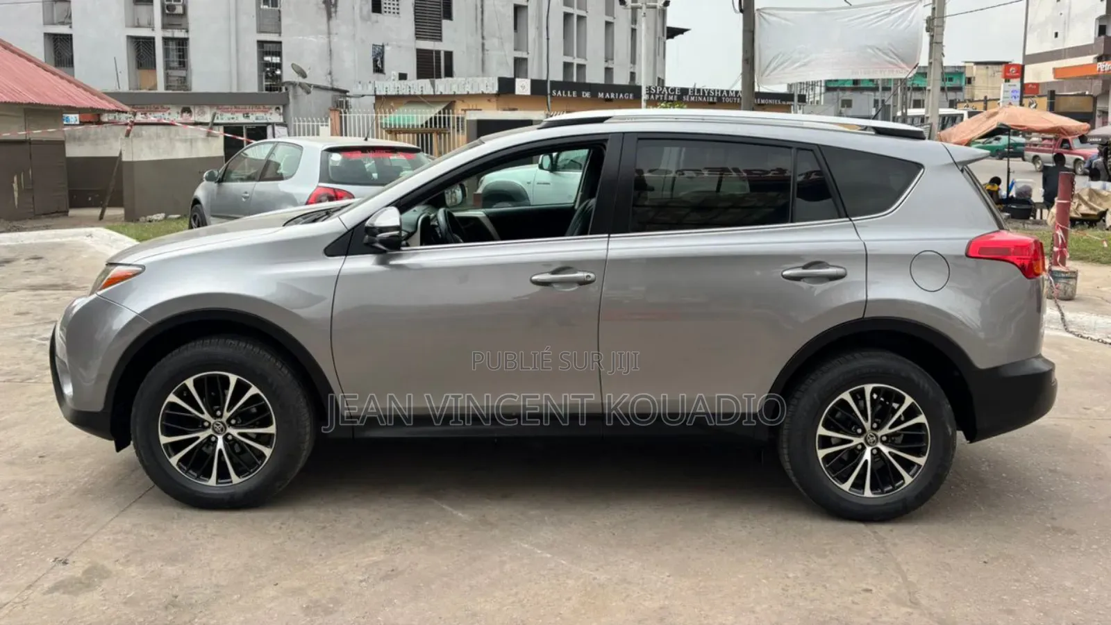 Toyota RAV4 LE AWD (2.5L 4cyl 6A) 2016 Argenté