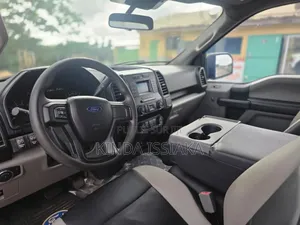 Ford F-150 2019 Blanc cassé