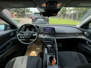 Hyundai Elantra SEL 2022 Blue