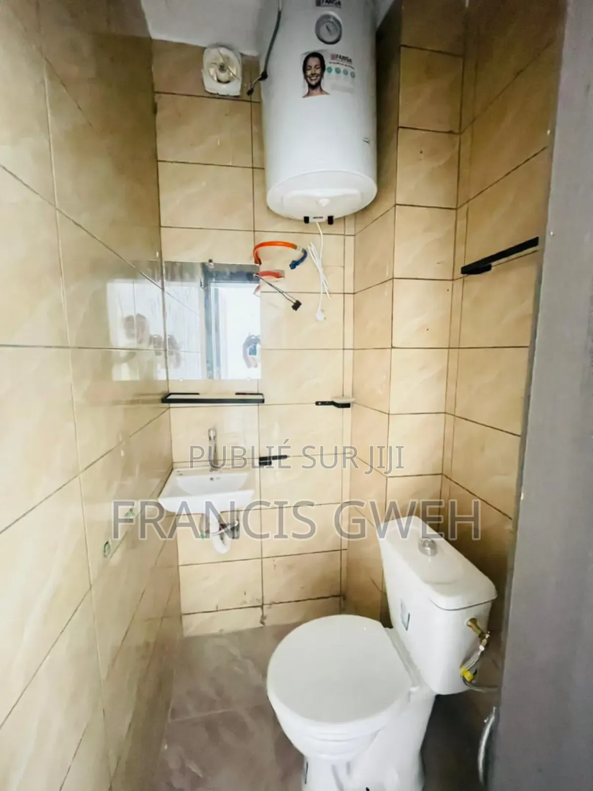 2chbre Appartement dans Francis Gweh, Cocody à Louer