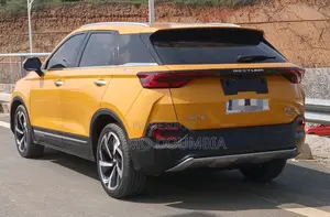 Bestune T77 1.2 FWD 2022 Jaune