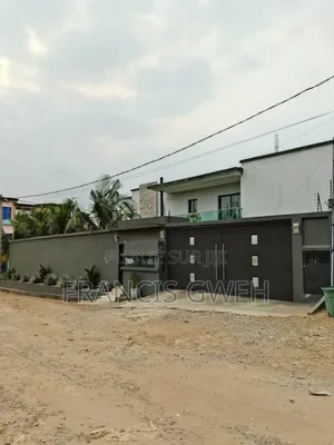 6chbre Duplex dans Francis Gweh, Cocody à Vendre