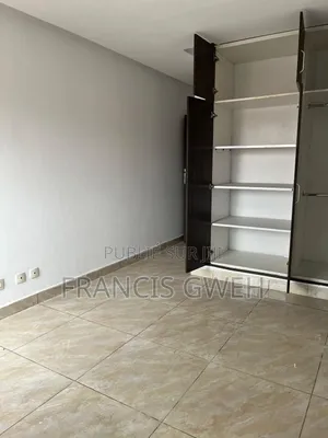 2chbre Appartement dans Francis Gweh, Cocody à Louer