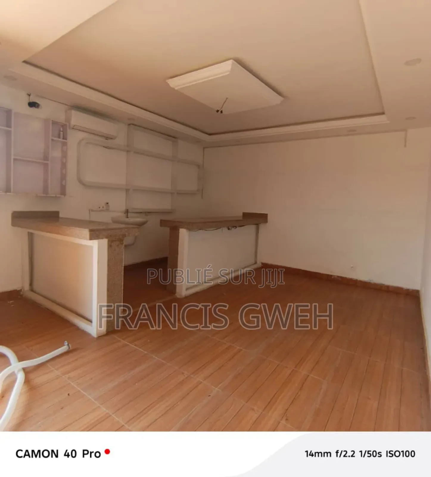 4chbre Duplex dans Francis Gweh, Cocody à Louer