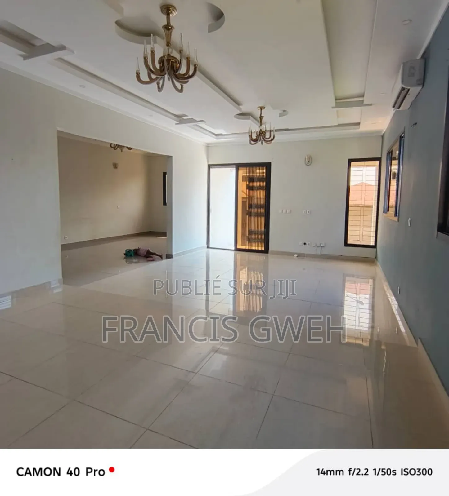 4chbre Duplex dans Francis Gweh, Cocody à Louer