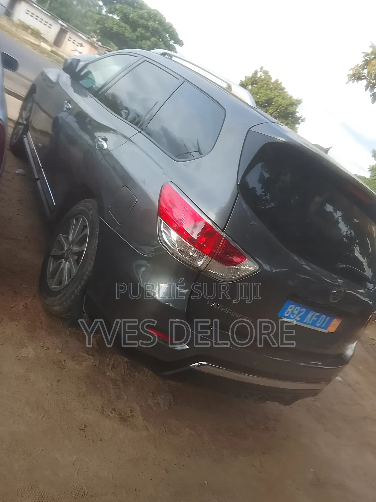 Nissan Pathfinder SL 4dr FWD (3.5L 6cyl) 2016