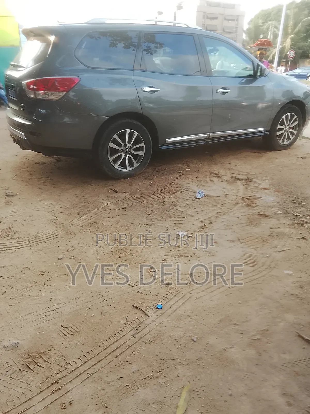 Nissan Pathfinder SL 4dr FWD (3.5L 6cyl) 2016