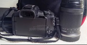 Canon Eos R50 + Rf-S 18-150mm