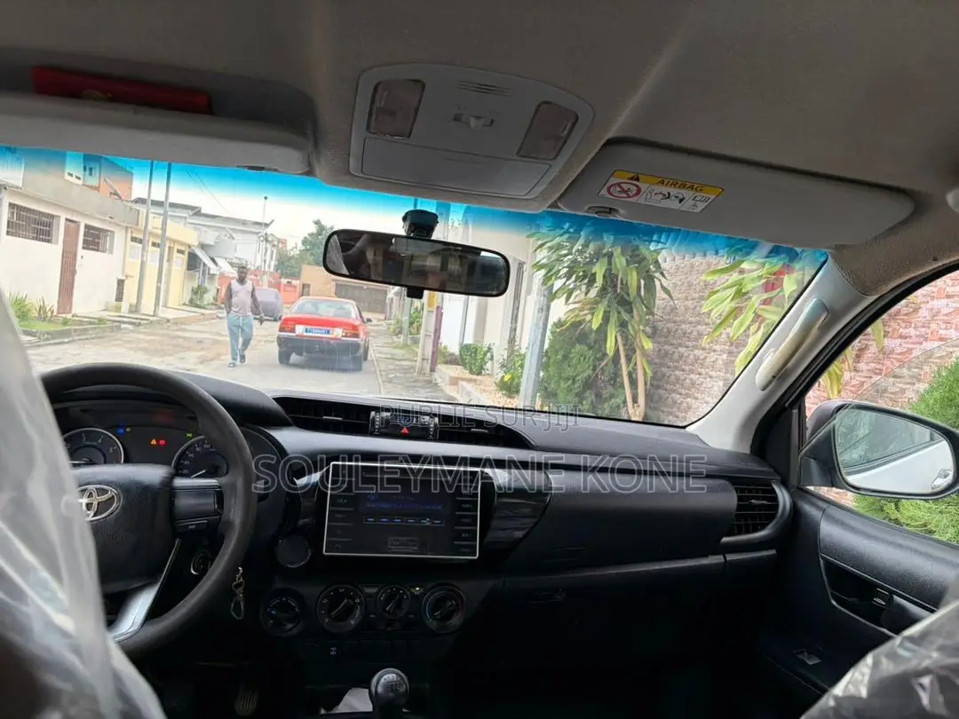 Toyota Hilux 2.4 Diesel 2020 Blanc