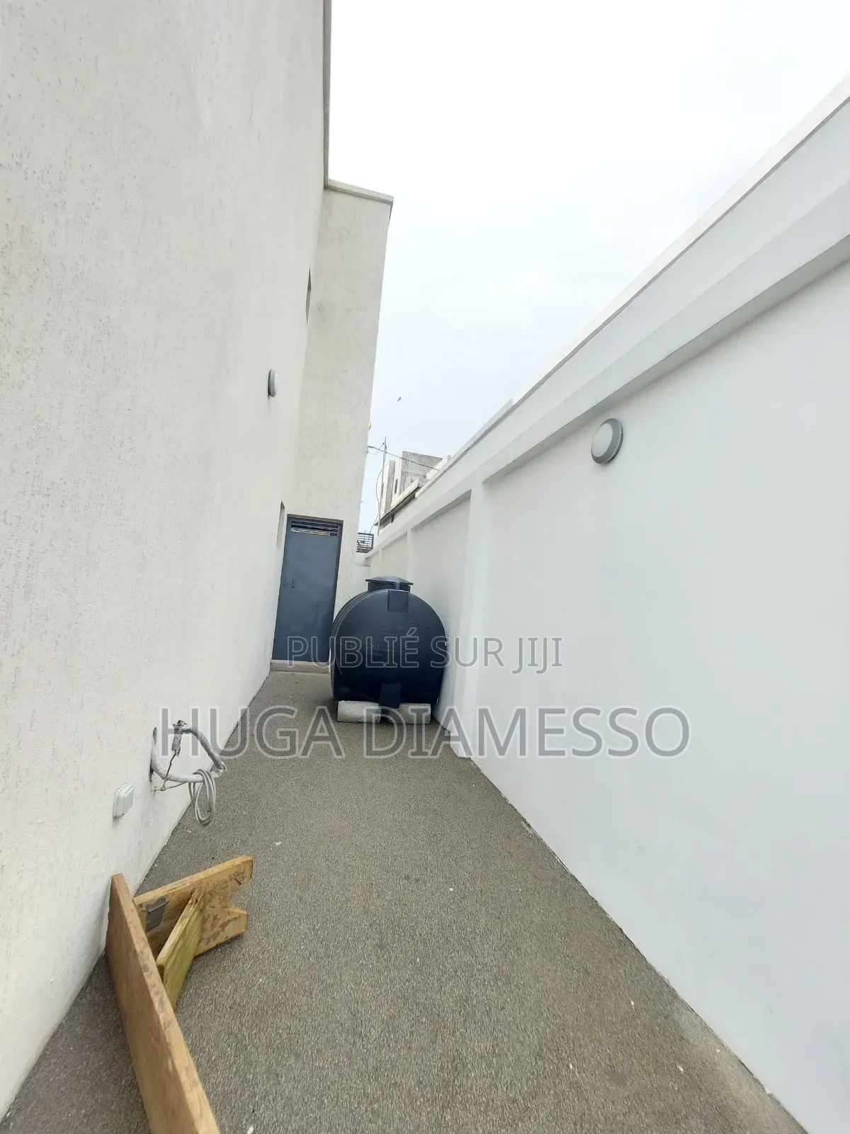 5chbre Duplex dans Diamesso, Bingerville à Vendre