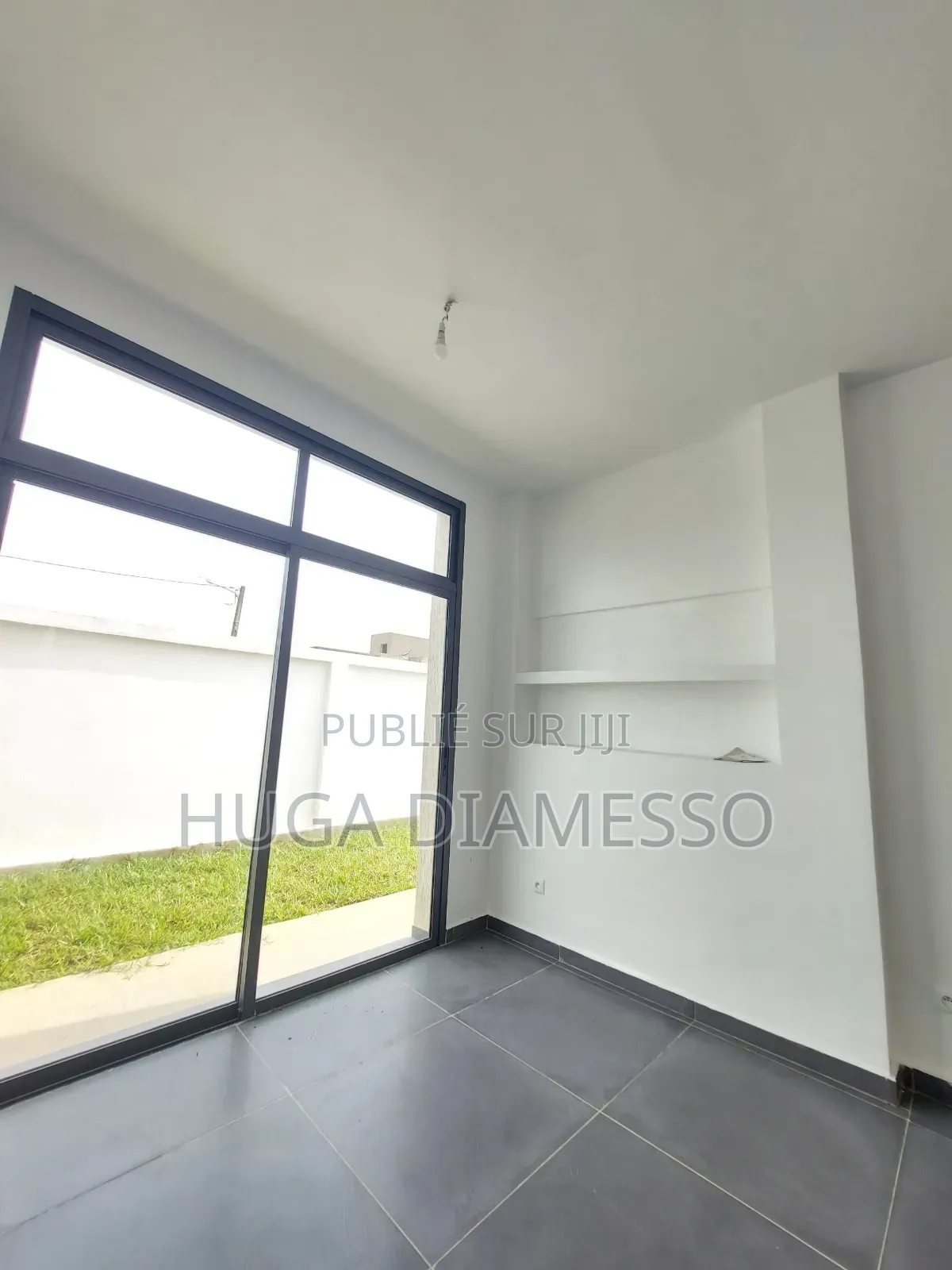 5chbre Duplex dans Diamesso, Bingerville à Vendre