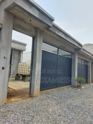 4chbre Villa dans Diamesso, Bingerville à Vendre