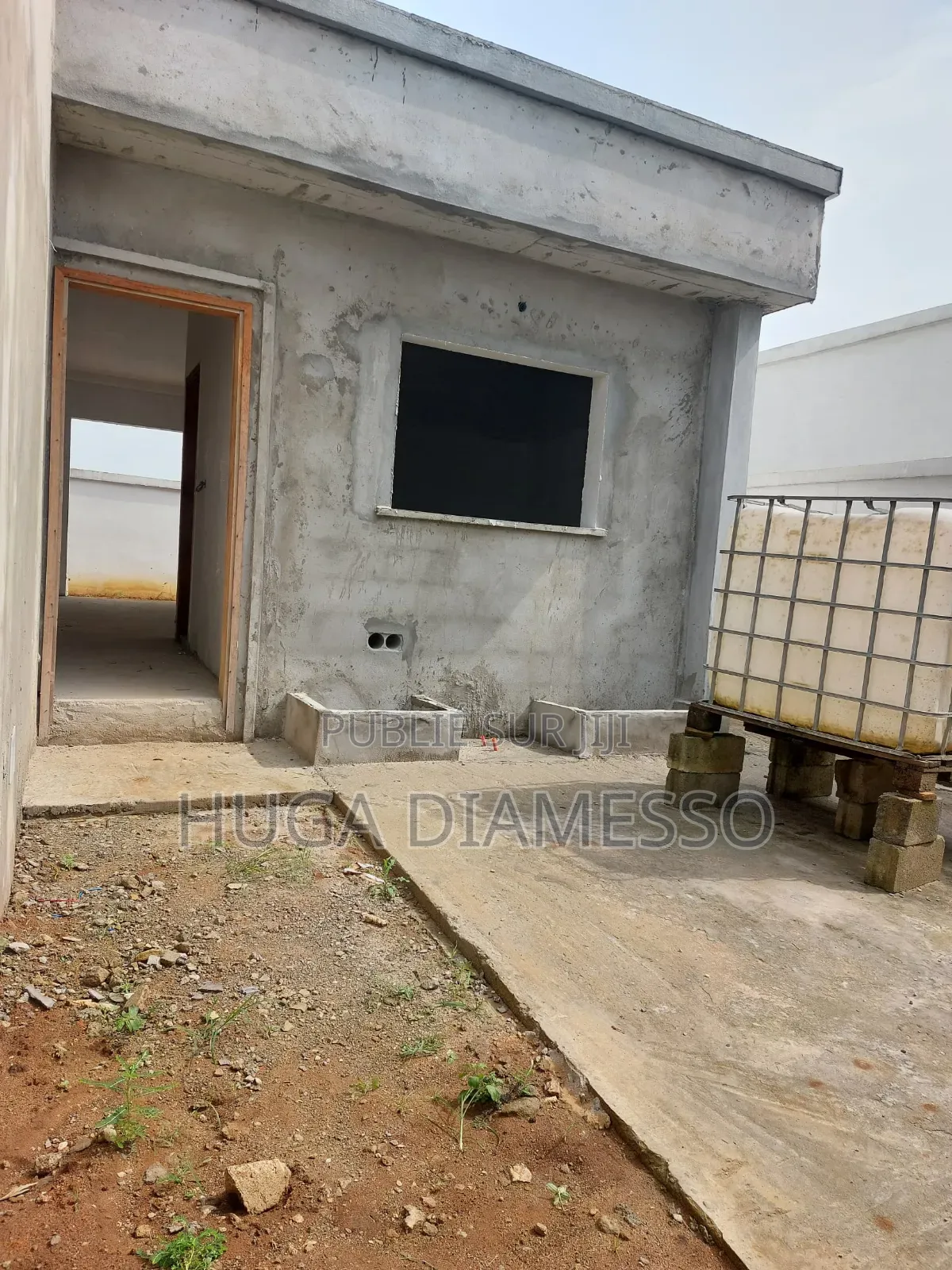 4chbre Villa dans Diamesso, Bingerville à Vendre