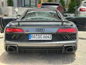 New Audi R8 2024 Gris